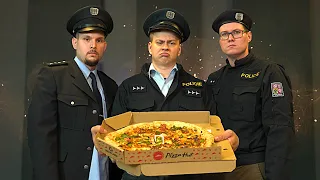 Makarónová pizza z pekla | Jdeme sr*t