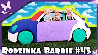 DZIECI ROZRABIAJĄ - SAMOCHÓD W CIASTOLINIE?! Rodzinka Barbie #45 * Bajka po polsku lalkami