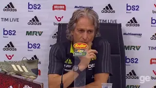 Jorge Jesus irritado com jornalista