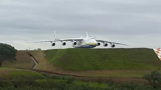 Antonov AN 225 MRIYA pousando em Viracopos Campinas Brasil 14-11-2016