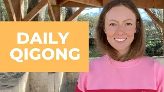 Daily Qigong Routine To Feel Good (Holiday Edition)