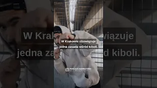 Kibol i fanatyk Cracovii vs Narrator | Święta wojna gangów i walka na sprzęt z Wisłą Kraków - Skit