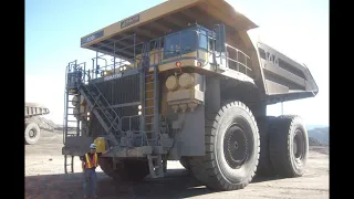 Cold Start V16 Cummins Diesel Mine Truck.