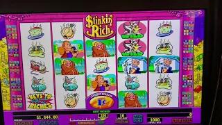 #Stinking Rich Slot Machine with Max Bet