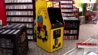 Midway's Crazy Pac-Man Plus Arcade Game Cabinet!  1982 Classic!