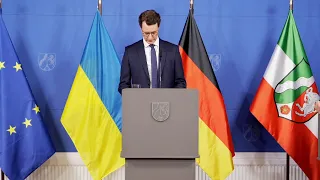 Live: Ministerpräsident Hendrik Wüst zur aktuellen Situation in der Ukraine