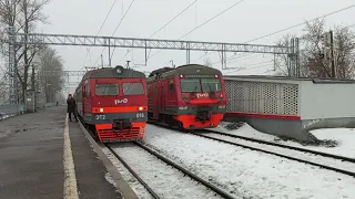 Отправление  ЭД4М 0423 ;обзор на электричку ЭТ2 018;и прибытие  ЭД4М    0438. Ж/д станция Сиверская