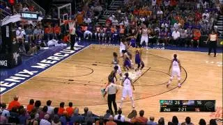 Candace Parker drops the Mercury to tie the series!