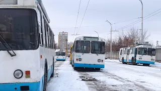 старые и списаные троллейбусы в Орджоникидзевском троллейбусном депо в Екатеринбурге