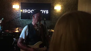 The Poor Boys - 'I’ve Been Working Too Hard' (finale) Live @ Earl Haig