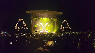 Billie Eilish - Bad Guy (Live at Leeds Festival)