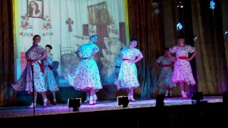 Різдвяней концерт ,танець "Дівчата"