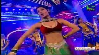 Priyanka Chopra Dance Performance In 56 Idea Filmfare Awards 2011