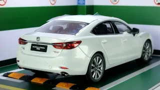 Mazda6/Atenza 1:18 white Queen