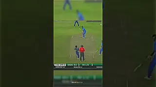 DHONI TOOK ON PRIME MALINGA 🥶