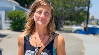 Woman Loses Everything in Los Angeles Homeless Sweep