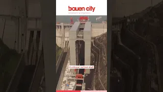 🤯🤯 HOW engineers LIFT SHIPS?!? Three Gorges Dam #shorts