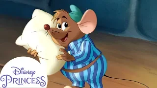 Bedtime For Gus | Disney Princess Read Alongs