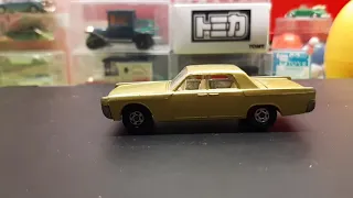 Matchbox Lesney Lincoln Continental showcase