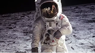 Apollo 11 Mission Audio - Day 5