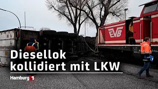 Unfall im Hamburger Hafen: Diesellok der Hafenbahn kollidiert mit Sattelschlepper