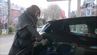 Cost of living takes centre stage at French election as gas prices soar • FRANCE 24 English