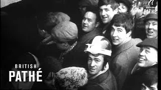 Football Fans Queue At Spurs Ground (1962)