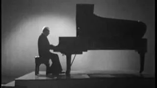 Benno Moiseiwitsch plays Rachmaninoff Prelude in B minor