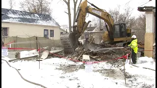 Blight busted: Proposal N bonds help Detroit clean up 1,500 properties so far