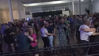 AMOR DA MINHA VIDA CANTA ROBERTINHO GOMES E RONI DOS TECLADOS AO VIVO