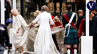 La abadía de Westminster recibe al rey Carlos III y la reina consorte Camila