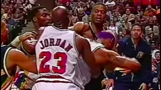 Dennis Rodman vs Antonio Davis Heated Moments Comp