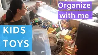 Toy Organization // ORGANIZE & CLEAN WITH ME // Organize kids toys for small spaces