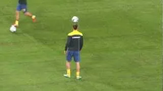 Zlatan Ibrahimovic Showing Some Skills Before England Game