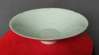 瓷器 湖田窯葵瓣笠型碗 尺寸:直徑22cm 高7.7cm