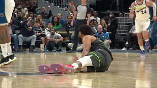 Karl-Anthony Towns Gets Helped Off The Court After Non-Contact Injury