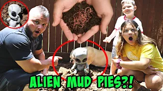 MUD PIES WITH BABY ALIEN! AUBREY & CALEB MAKE Mud Pies with the Alien Baby!