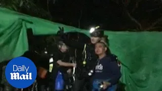 People thank the last divers as Thailand cave rescue mission ends