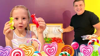 Nastya and dad in the museum of sweets