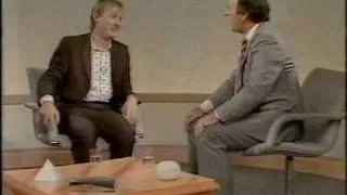 Adrian Edmondson Wogan 1985