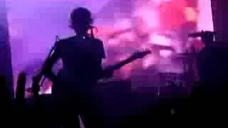 Muse - Invincible (Live)