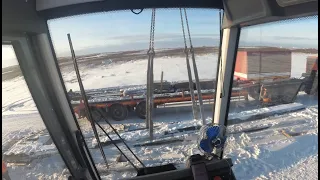 Работа на автокране. Гружу тралы металлом, докопался до МАЗа-мусоровоза))POV autocrane