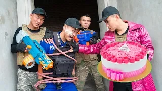 Battle Nerf War: Salesman Birthday Cake Battle Blue Police Nerf Guns Robbers Group