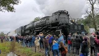 Union Pacific Big Boy No. 4014 steam locomotive arrives to Spring, TX