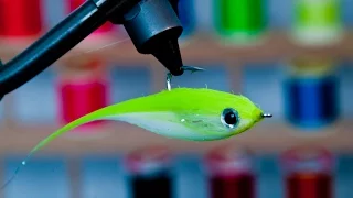 Crafty Point Up Baitfish -  Underwater Footage! - craft fur streamer fly that swims hook point up