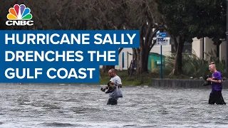 Hurricane Sally drenches the Gulf Coast of Florida and Alabama