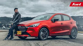 El MAZDA 2 de 2 Litros es un Miata práctico de cinco puertas