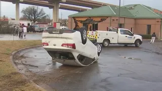 Tornado hits shopping center in Round Rock, Texas | FOX 7 Austin