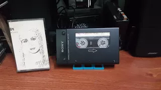 Cassette Player Portable: Sony Walkman WM-R2 & Thien Trang Singer 😂