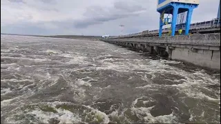 Саратовская ГЭС проходит пик половодья